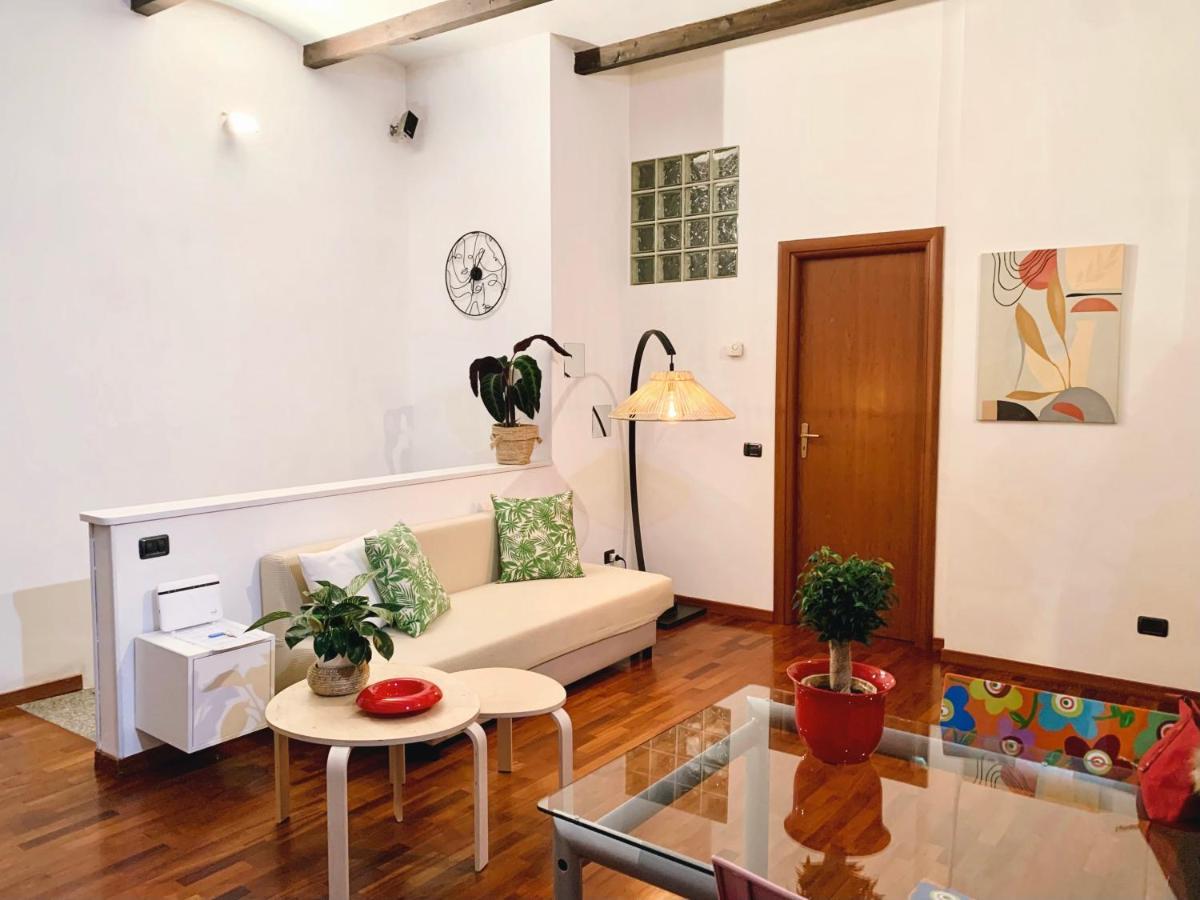 شقة ميلان  في Comodo Loft Centrale - Pt Venezia المظهر الخارجي الصورة